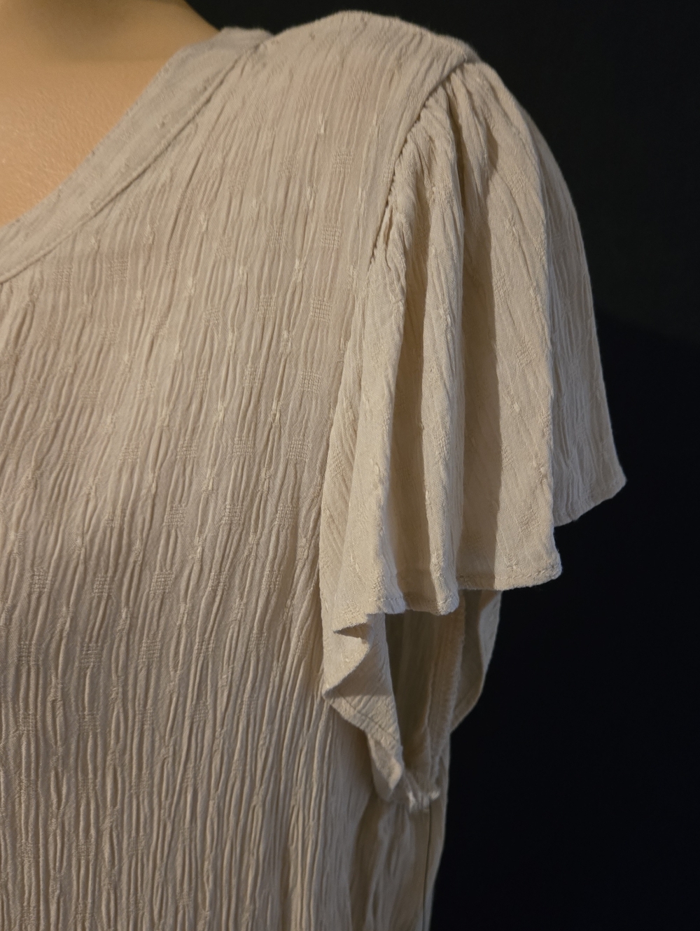 BCX Sand Color Lightweight Textured Blouse - Picture 5 of 8